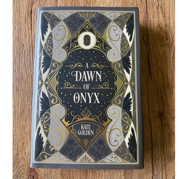 Fairyloot Signed Special Edition A Dawn Of Onyx By Kate Golden - Picture 1 of 10
